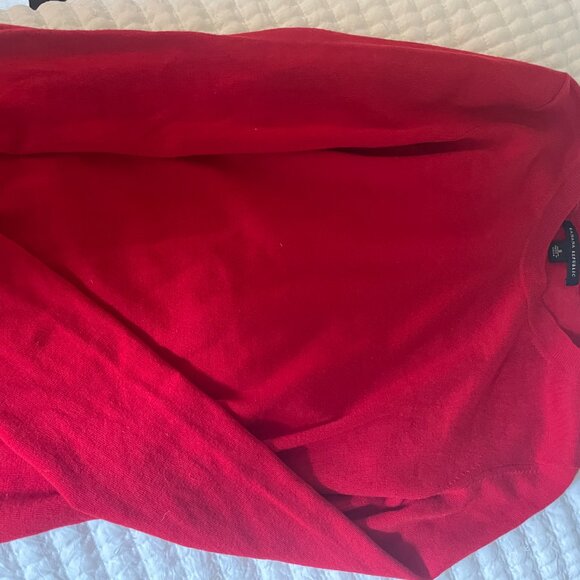 Banana Republic Cashmere Sweater - Picture 3 of 3